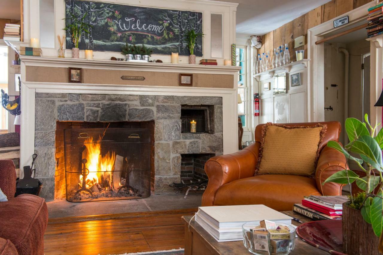 The Egremont Village Inn South Egremont Екстериор снимка